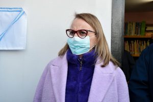 Alicia participó del acto de imposición del nombre “Nélida Emma Cremona” a biblioteca de Río Gallegos