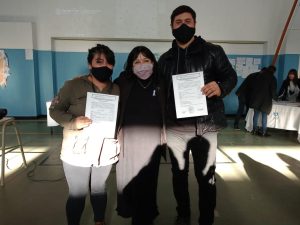 Educación entregó Certificados de Formación Docente y “Libros para Aprender” en Los Antiguos