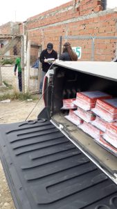 Colaboraron en la entrega de cuadernillos didácticos
