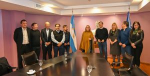 Alicia y los intendentes acordaron pagar el aguinaldo el 15 de junio