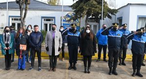 Concretaron la entrega de uniformes a efectivos policiales y de seguridad en Las Heras