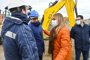 Alicia: “Estamos trabajando para que todos los terrenos se entreguen con servicios”
