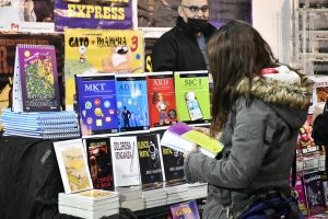 Inauguraron oficialmente la 28ª Feria Provincial del Libro en el Complejo Cultural Santa Cruz