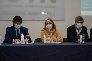 Alicia encabezó la firma de convenios destinados a la formación de agentes para la atención de infancias y adolescencias