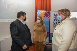 Alicia encabezó la firma de convenios destinados a la formación de agentes para la atención de infancias y adolescencias