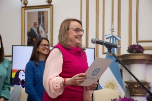 Agostina Mora asumió como Ministra de la Igualdad e Integración de Santa Cruz