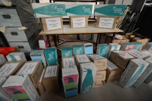 Entrega de kit de libros y películas para bibliotecas de penales provinciales