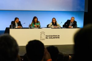Cristina: “Desde que Alicia llegó al gobierno, Santa Cruz es la primera provincia en producción de plata y oro”