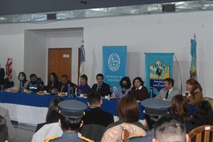 Se realizó entrega de certificados y presentación del libro "Mujeres Armadas en las Policías y FF.AA Argentinas"