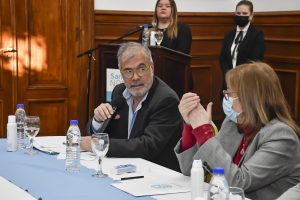 Lerner: “Estamos muy contentos de poder firmar este convenio con la provincia de Santa Cruz”