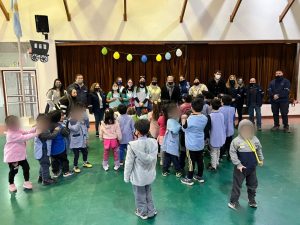 Servicios Públicos entregó computadora al Jardín de Infantes N°37