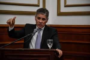 Alicia firmó el acuerdo histórico con YPF y se anunció el plan de inversión 2022