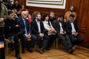Alicia firmó el acuerdo histórico con YPF y se anunció el plan de inversión 2022
