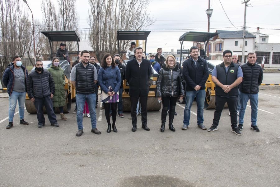 Alicia realizó entrega de equipamiento a Vialidad Provincial