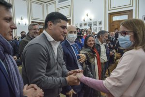 Alicia encabezó la firma de acta para reparación histórica a Santa Cruz