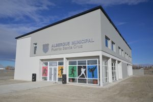 Alicia inauguró obras y homenajeó a veteranos de guerra de Malvinas en Puerto Santa Cruz