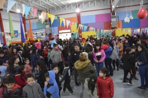 Multitudinario Día de las Infancias en Pico Truncado con más de 500 personas