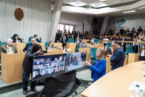 Alicia: “Aprendamos a construir juntos, Santa Cruz y el país nos necesita”