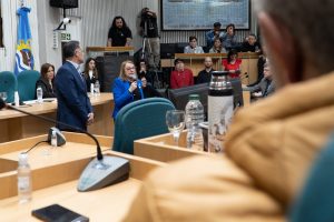 Alicia: “Aprendamos a construir juntos, Santa Cruz y el país nos necesita”