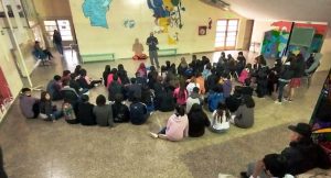 Caleta Olivia: Capacitaron a estudiantes y docentes en RCP, OVA y primeros auxilios