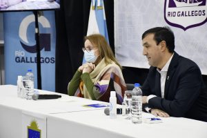 Alicia participó del acto de adjudicación de tierras fiscales a vecinos y vecinas de Río Gallegos