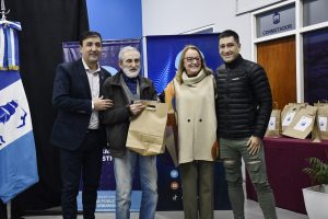 Alicia participó del acto de adjudicación de tierras fiscales a vecinos y vecinas de Río Gallegos