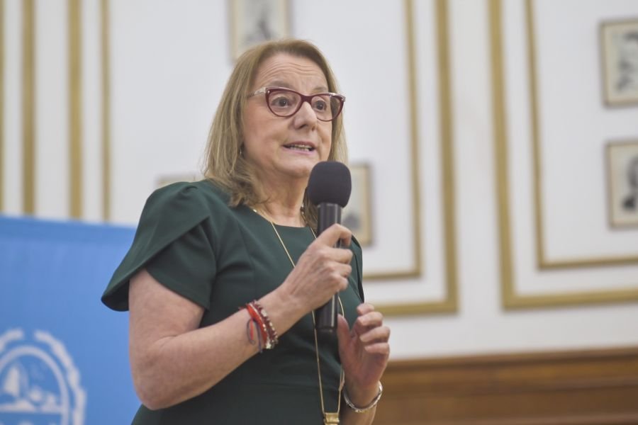 Alicia: “Lo más importante es trabajar en equipo para fortalecer la Salud Pública”