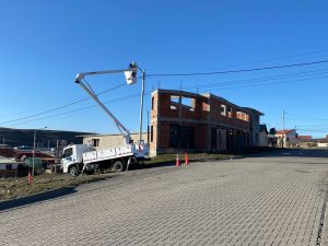 Servicios Públicos realiza la instalación de iluminación LED en barrios de 28 de Noviembre