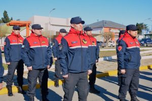 El Gobierno de Santa Cruz entregó una autobomba 0 km a Puerto San Julián