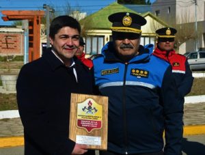 De La Torre: “Esta autobomba está destinada al servicio de la comunidad de Puerto San Julián”
