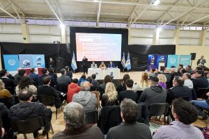 Cresto: “Esta obra de cloacas va a preparar a Río Gallegos para los próximos 40 años”