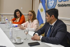 Alicia recibió a autoridades nacionales para dialogar sobre dispositivos duales