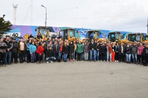 Hechos Para Crecer: Alicia presentó la adquisición de nuevas motoniveladoras