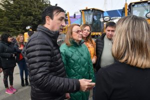 Hechos Para Crecer: Alicia presentó la adquisición de nuevas motoniveladoras