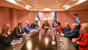 Santa Cruz firmó convenio con Energía Argentina para impulsar capacitaciones en las represas