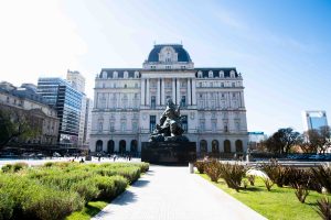 Alicia presentó “Animate a Santa Cruz” en el Centro Cultural Kirchner
