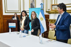 Programa “Empoderar”: Santa Cruz reafirma el compromiso de fortalecer la democracia y los Derechos Humanos