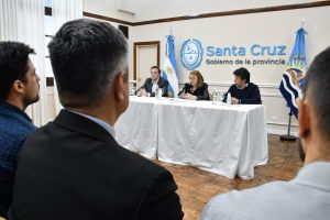 Alicia encabezó la presentación del aumento en los montos de la Tarjeta Social