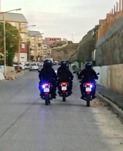 La Policía despliega trabajos operativos en Caleta Olivia