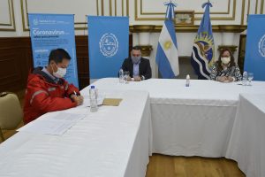 Provincia firmó convenio para el préstamo de maquinaria destinada al Vaciadero de Río Gallegos