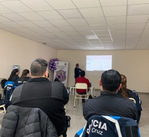Efectivos policiales recibieron capacitación sobre dispositivos duales