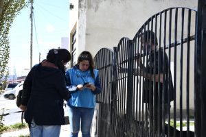 El Gobierno Provincial desplegó operativo territorial para difundir el "Vale Santa Cruz - Tarifa Social"
