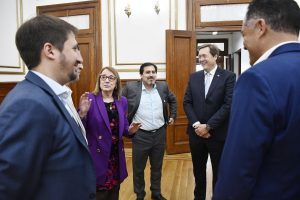 Alicia recibió al embajador de la República Portuguesa en Casa de Gobierno