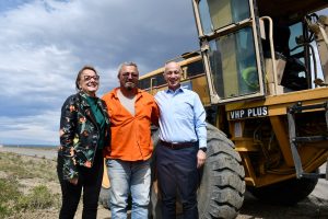 Alicia recorrió la obra de la nueva autovía Caleta Olivia -Comodoro Rivadavia