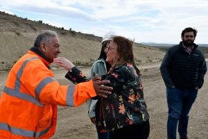 Alicia recorrió la obra de la nueva autovía Caleta Olivia -Comodoro Rivadavia