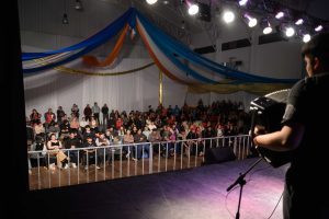 Festival 63º Aniversario de Lago Posadas: La música, la danza y los emprendimientos locales se dieron cita para la celebración