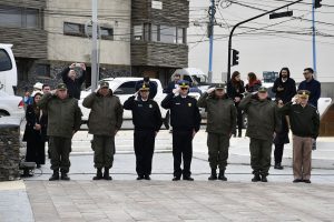 Alicia homenajeó a los veteranos de Guerra de Malvinas en Ushuaia