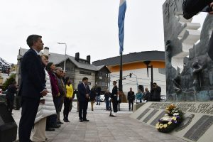 Alicia homenajeó a los veteranos de Guerra de Malvinas en Ushuaia