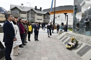 Alicia homenajeó a los veteranos de Guerra de Malvinas en Ushuaia