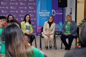 Alicia se reunió con el intendente de Ushuaia y dialogó con mujeres de la ciudad